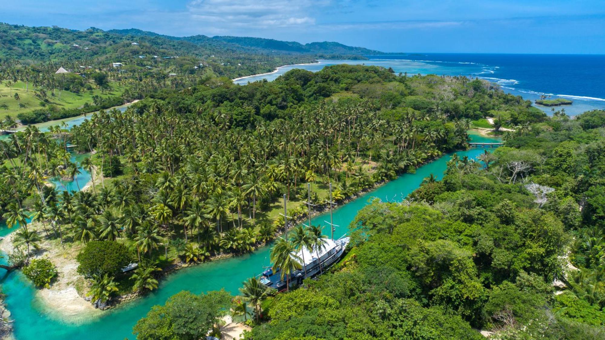 Savasi Island Resort Savusavu Ngoại thất bức ảnh